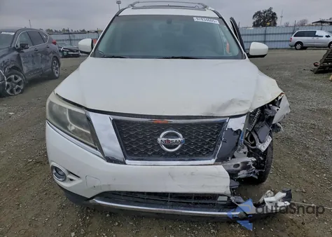 2013 Nissan Pathfinder S z USA, uszkodzony, nr VIN 5N1AR2MM4DC633717